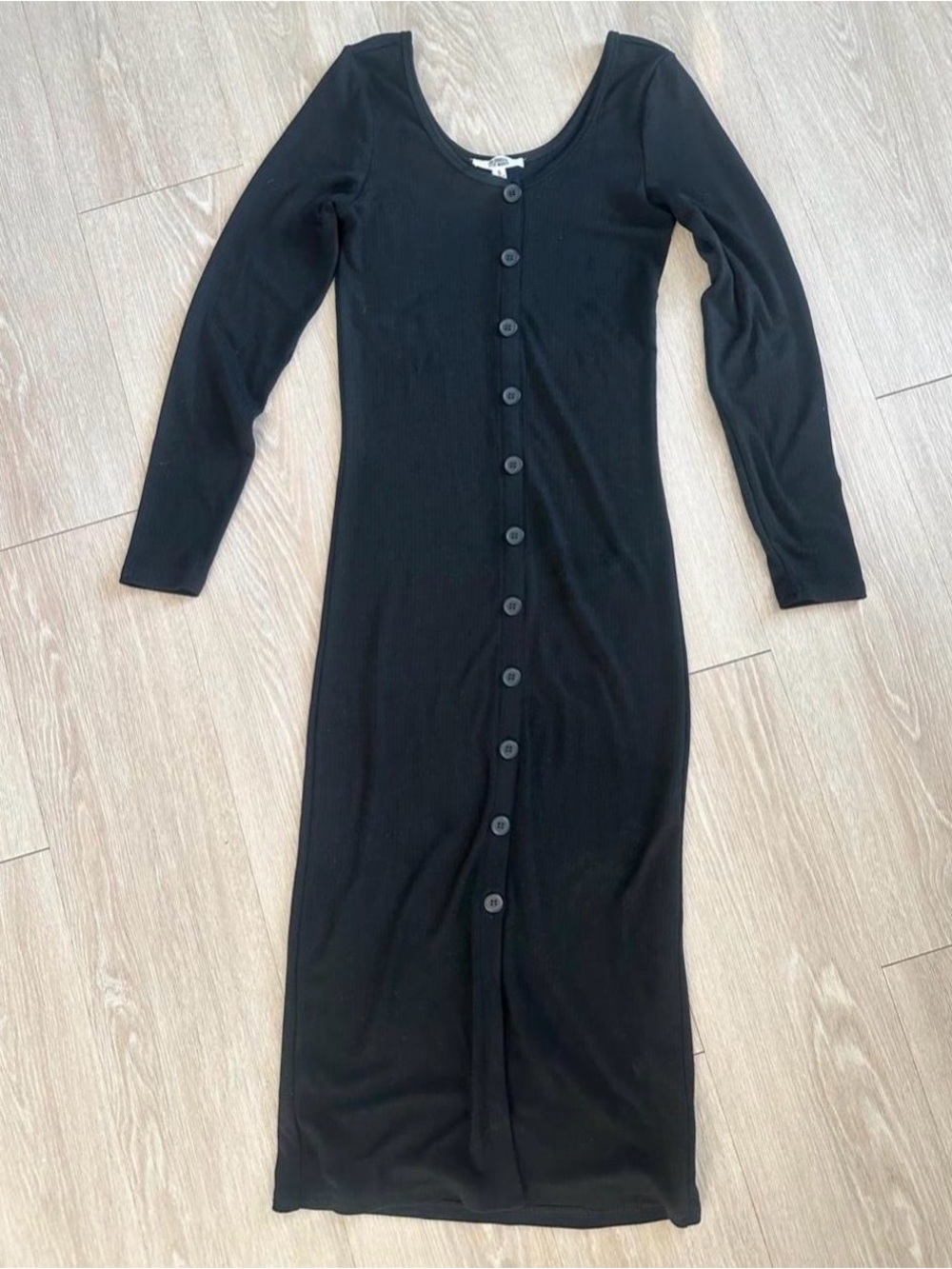 BB Dakota Black Long-Sleeve Button-Front Ribbed Midi Dress